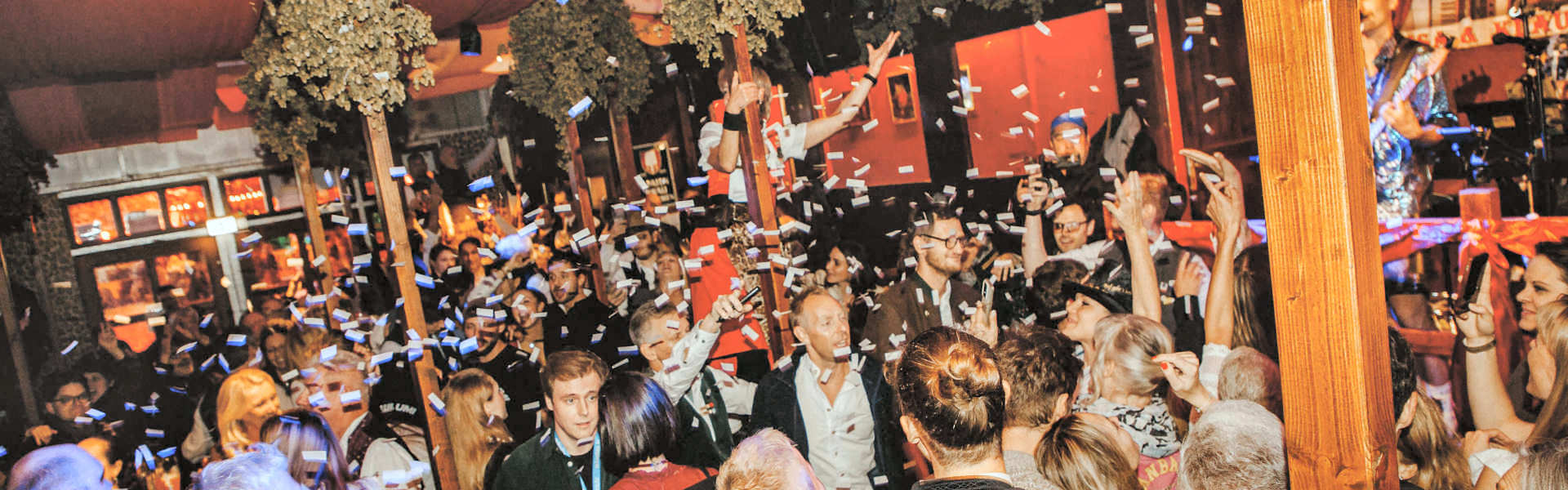 Stimmung im Wirthaus im Schichtl